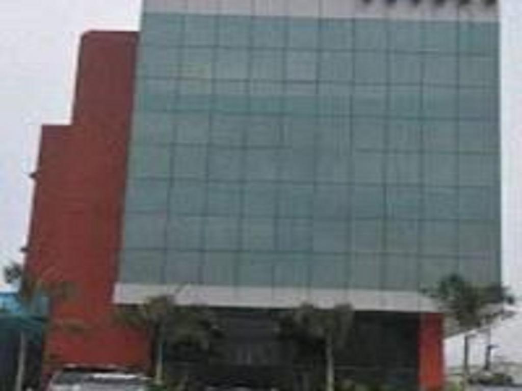 Hotel Amanda Lucknow Exterior photo